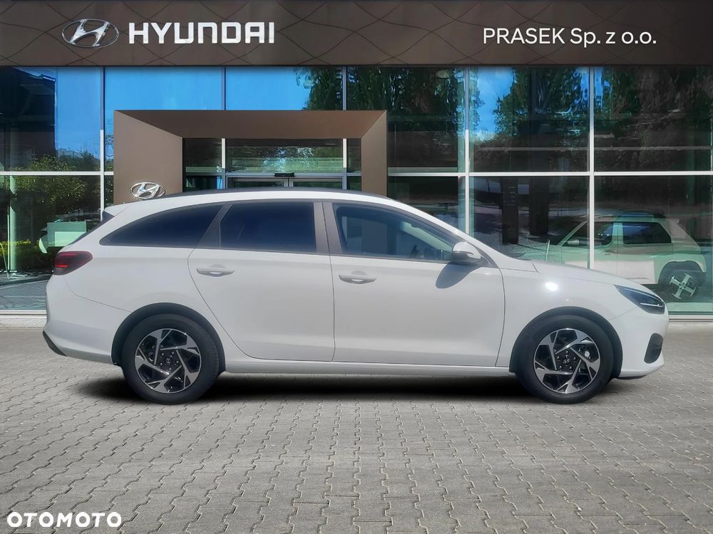 Hyundai i30 1.6 T-GDI Modern DCT - 6