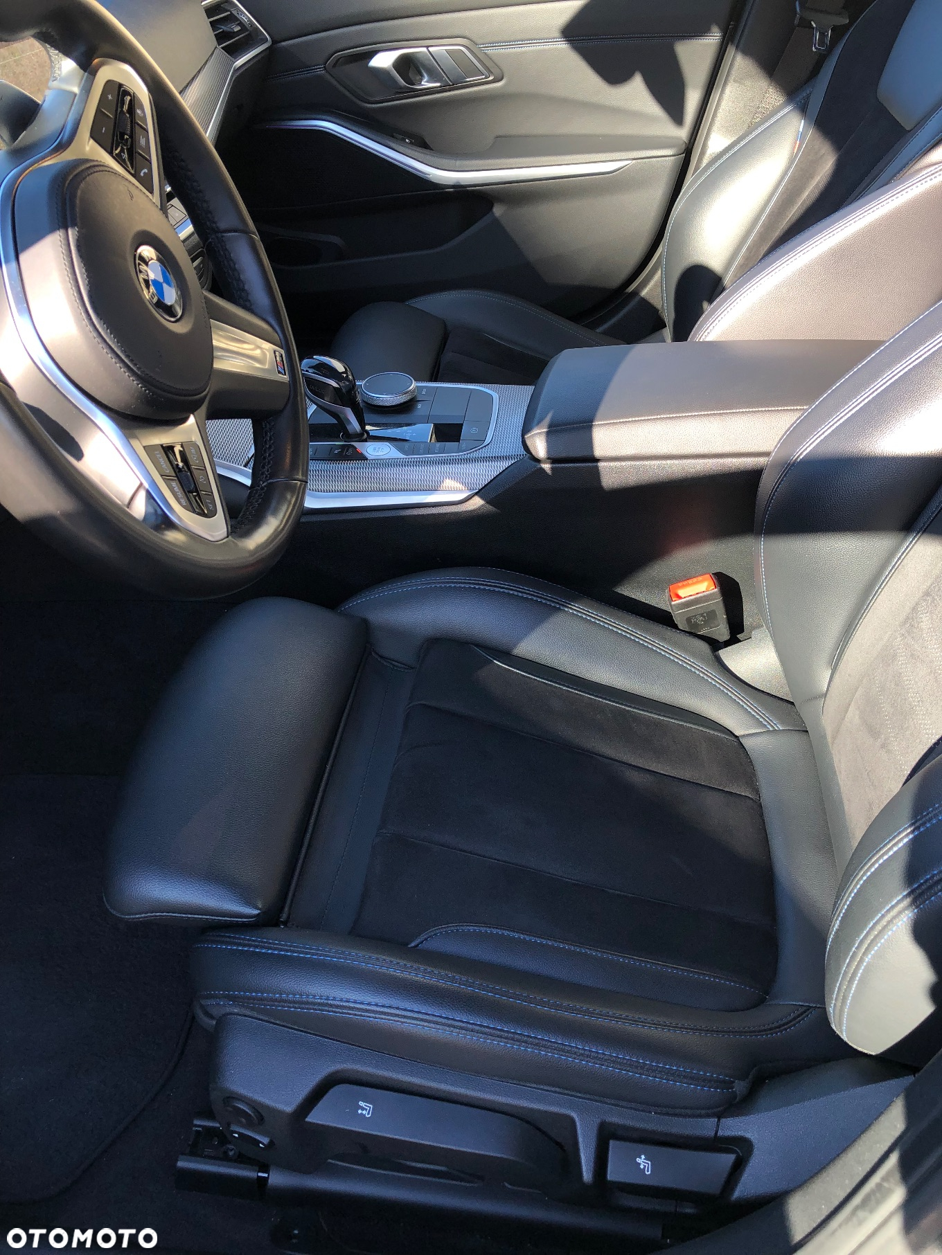 BMW Seria 3 320d Touring xDrive Edition M Sport Shadow - 31