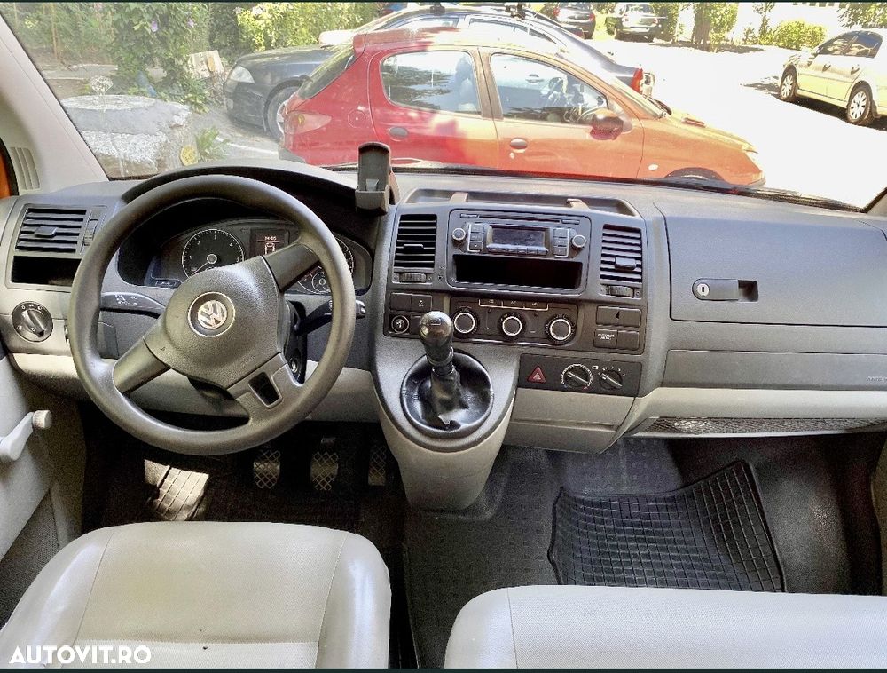 Volkswagen Transporter - 3