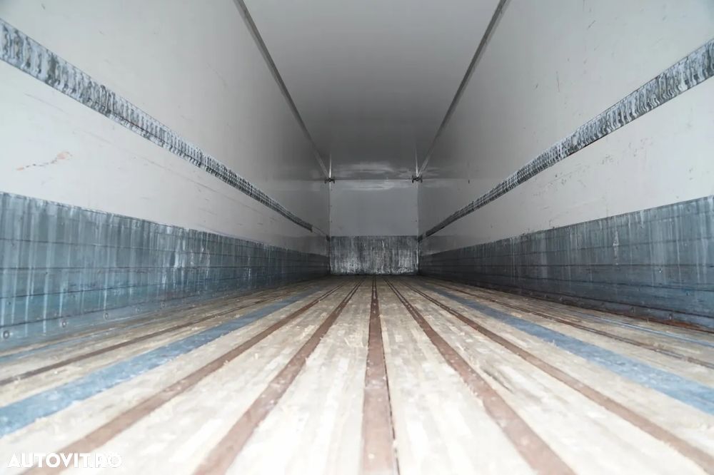 Trouillet / CONTAINER / LODĂ / DOUĂ AXE DE RIDICARE / SAF / PODEA FOARTE REZISTENTĂ: ȘIMBĂTĂ / 2020 - 14