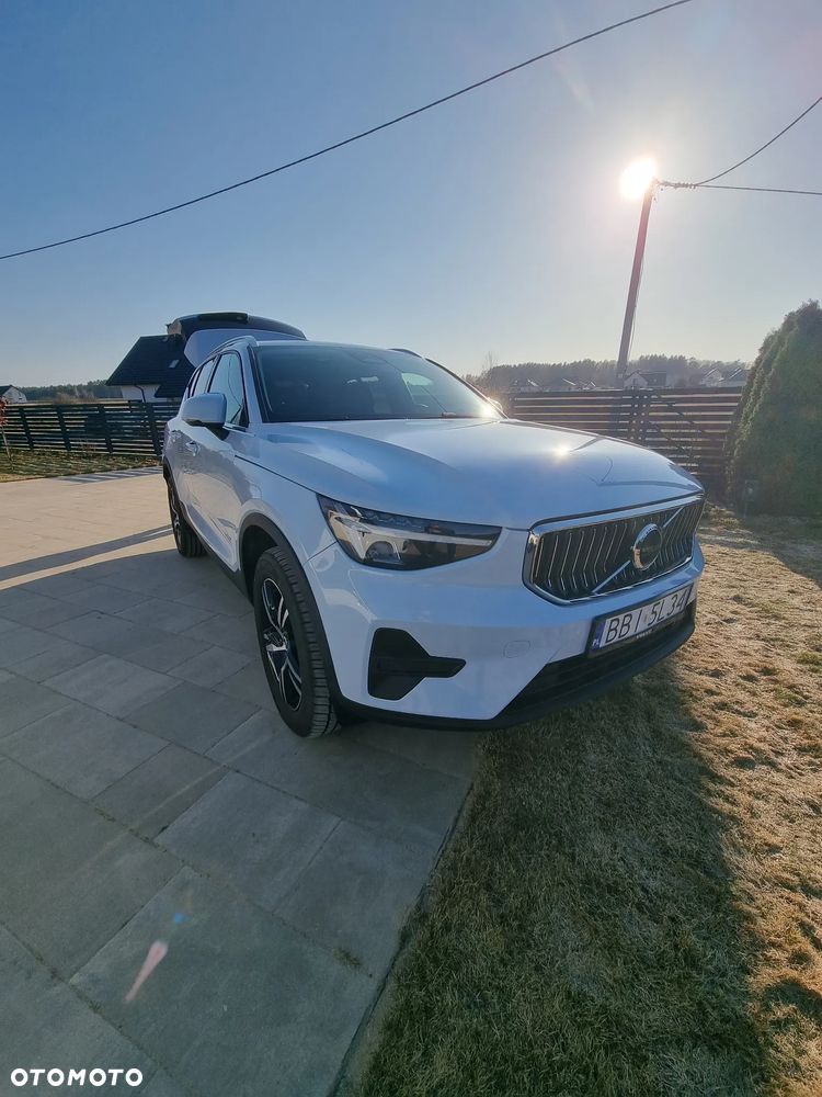 Volvo XC 40 T5 AWD Momentum (Intro Edition) - 2