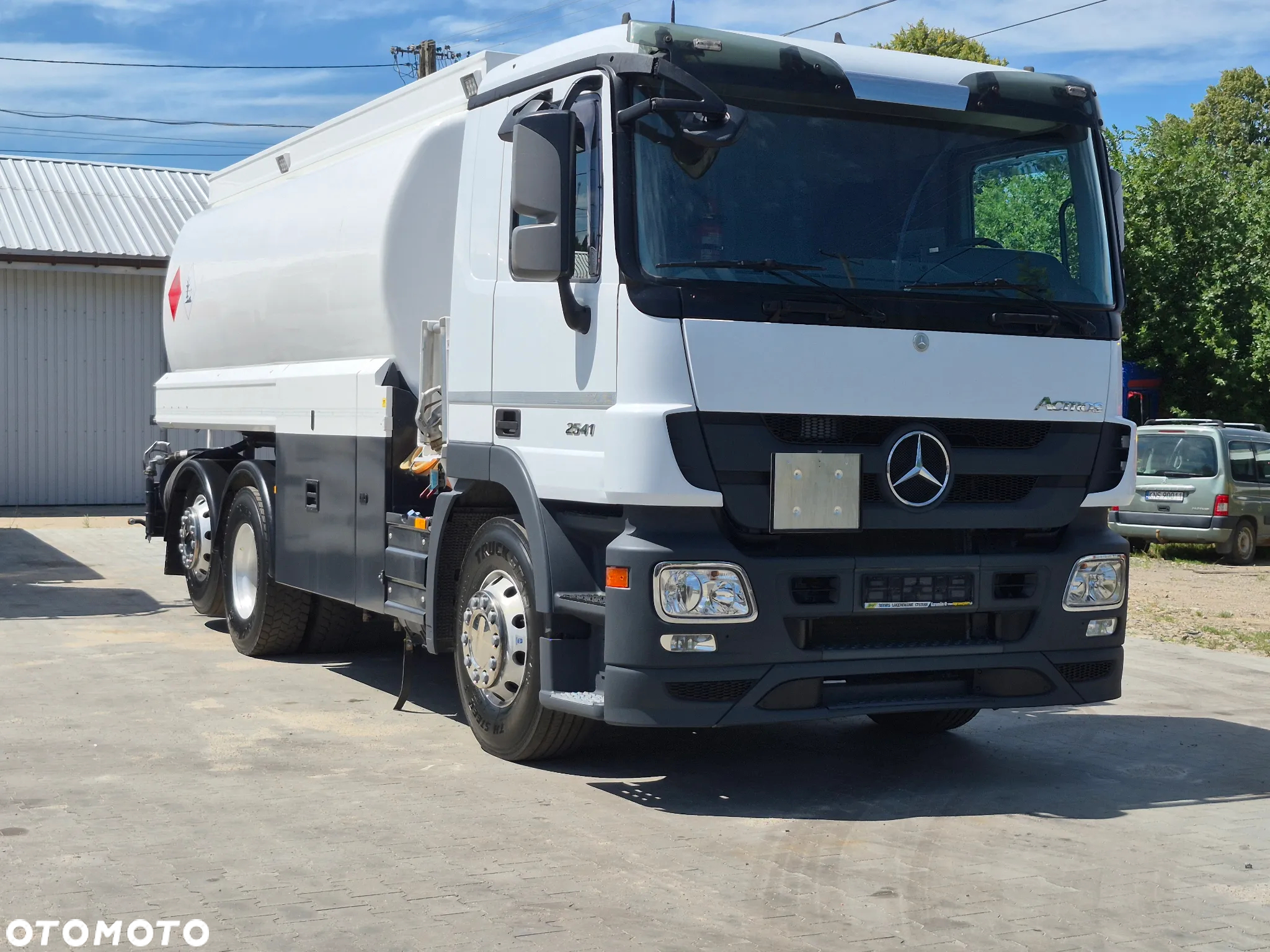Mercedes-Benz AUTOCYSTERNA ACTROS 410 V6 - 2