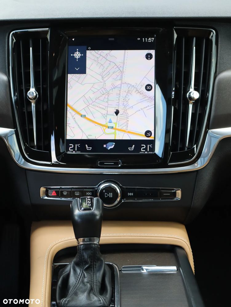 Volvo V90 Cross Country T5 AWD Pro - 13