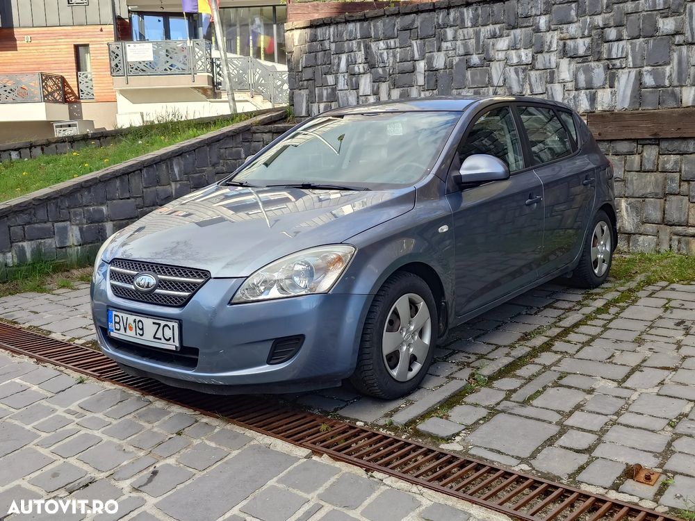 Kia Ceed 1.4 GSL BEST - 2