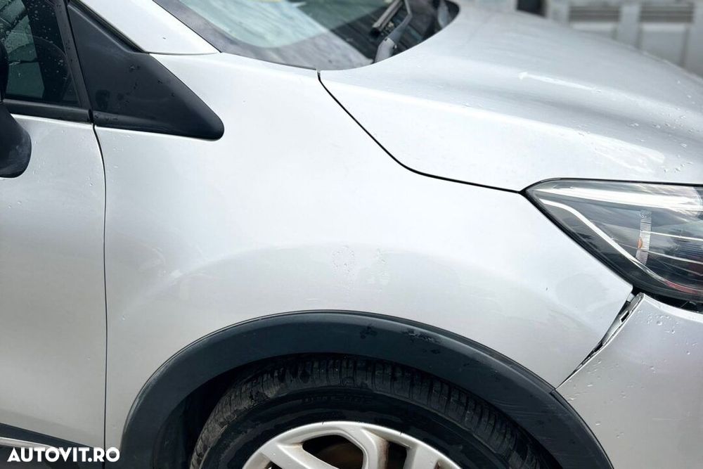 ARIPA DREAPTA RENAULT CAPTUR - AN 2015 - 1