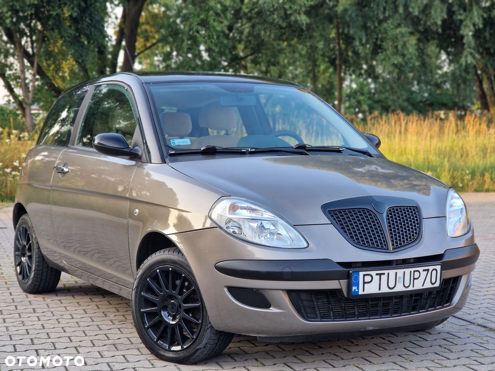 Lancia Ypsilon - 3