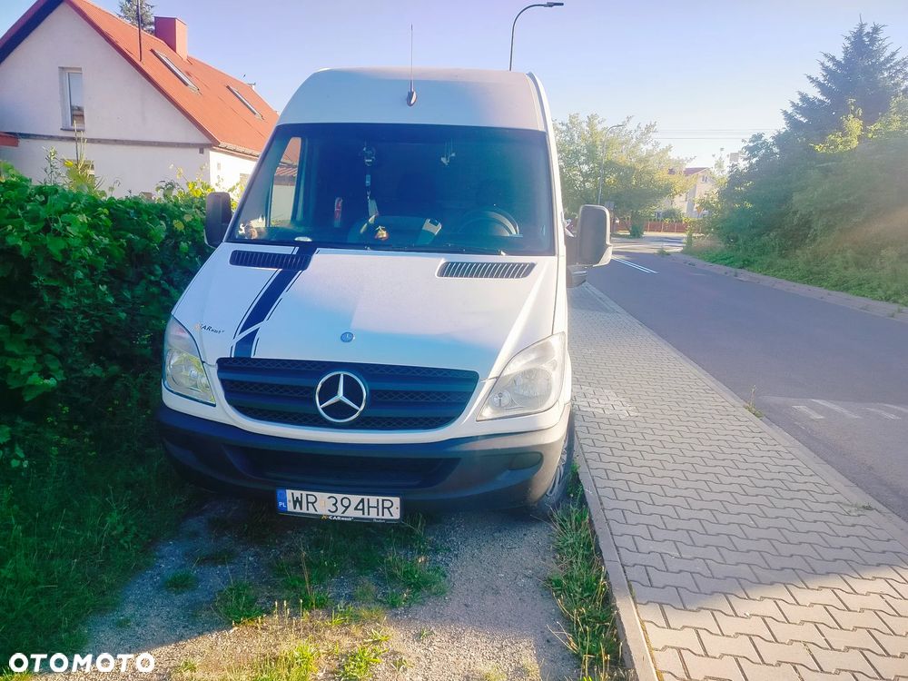 Mercedes-Benz Sprinter - 14