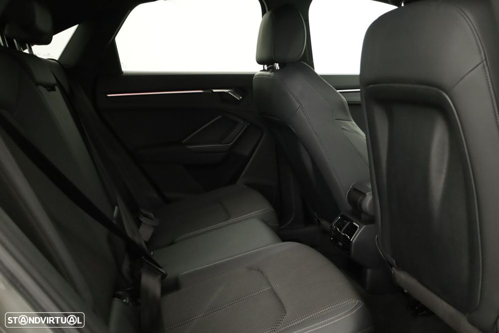 Audi Q3 Sportback 45 TFSIe S line S tronic - 23