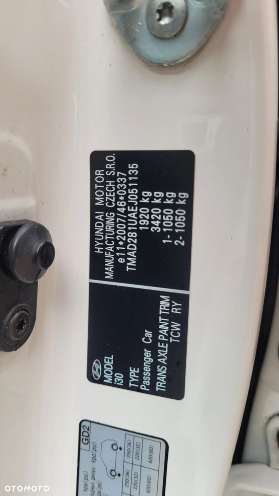 Hyundai i30 i30cw 1.6 CRDi Intro Edition - 40