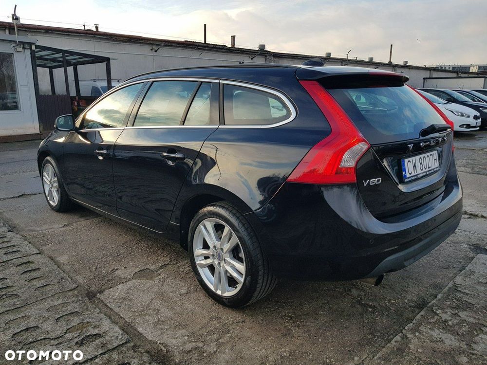 Volvo V60 D4 Momentum - 7