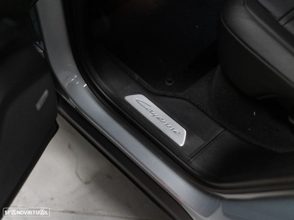 Porsche Cayenne Coupé S E-Hybrid - 30