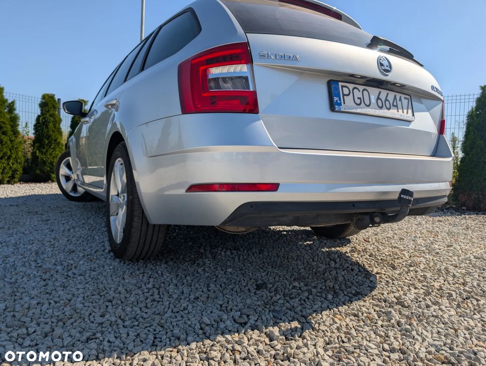 Skoda Octavia 2.0 TDI DSG Style - 10