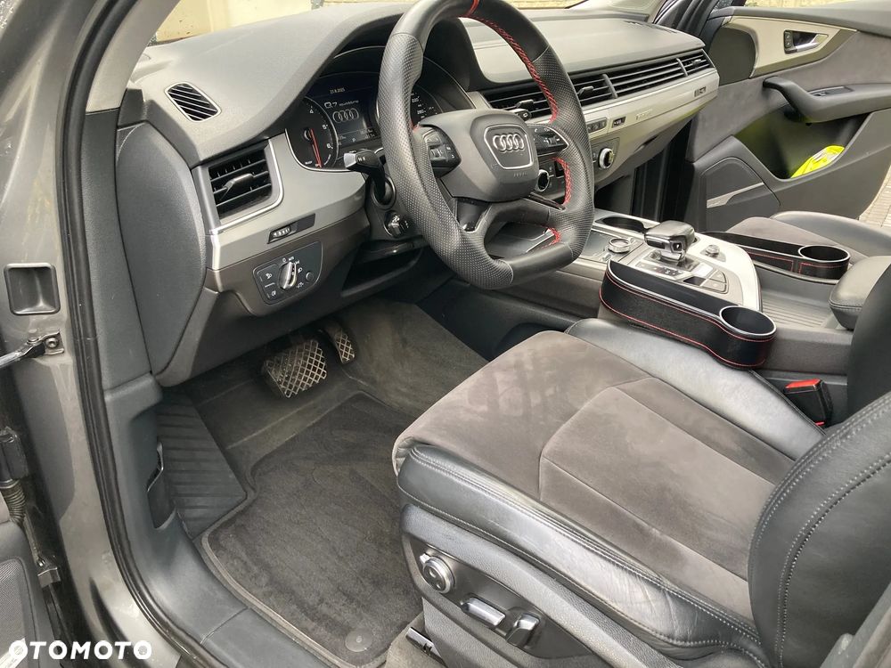 Audi Q7 3.0 TDI Quattro Tiptronic - 23