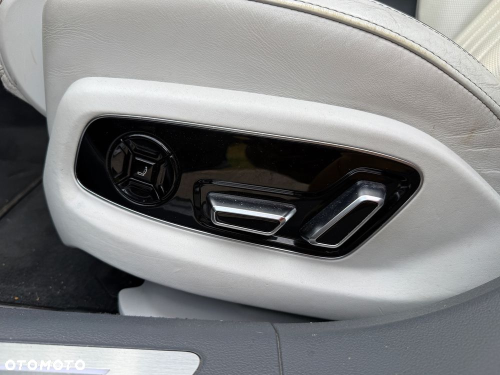 Audi A8 - 18