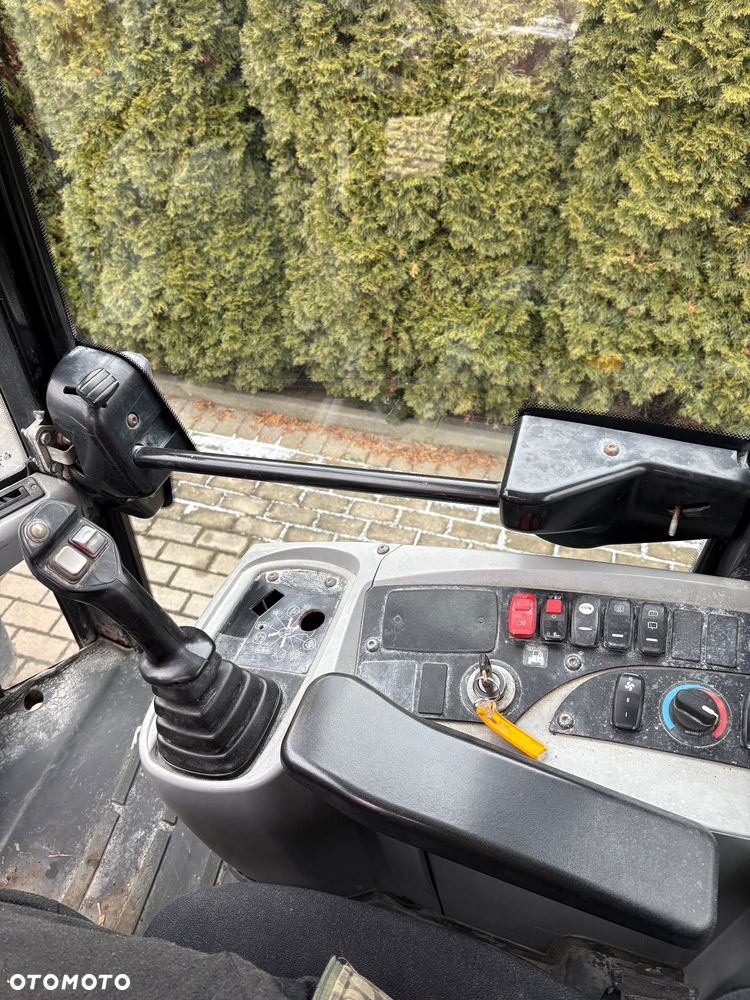 Caterpillar 906 M - 8