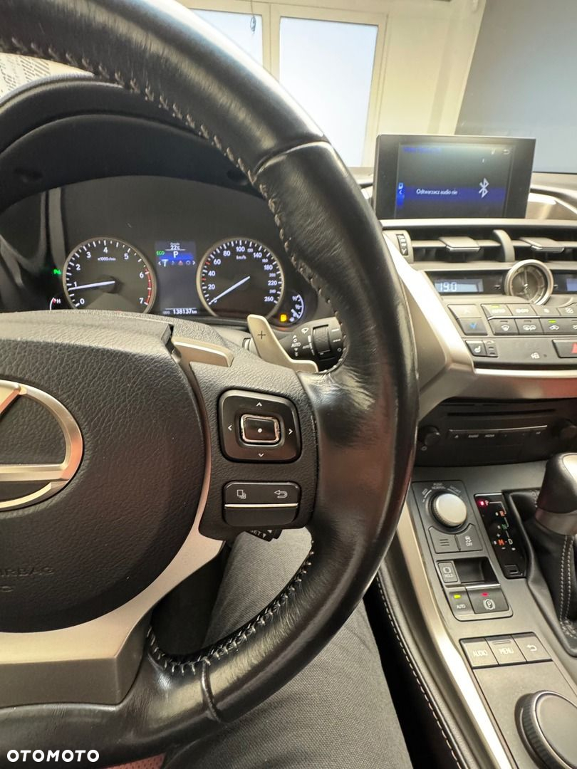 Lexus NX 200t Comfort AWD - 15