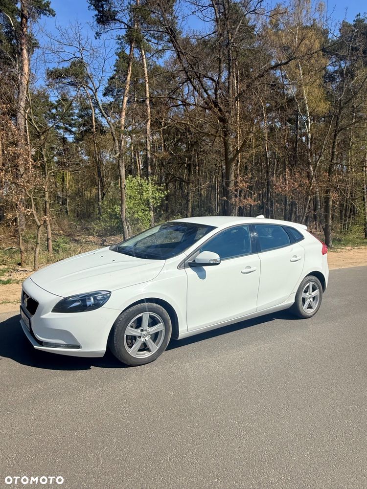 Volvo V40 D2 Drive-E Momentum - 2