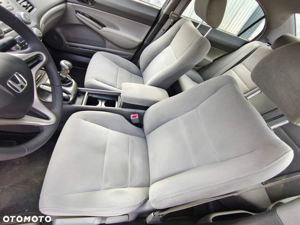 Honda Civic 1.8 Comfort - 7
