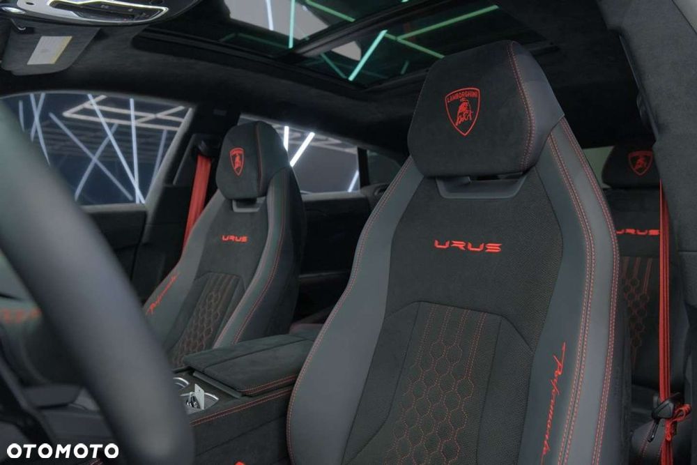 Lamborghini Urus - 16