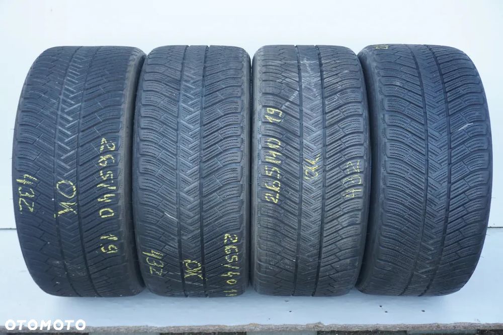 265 40 19 Michelin Pilot Alpin