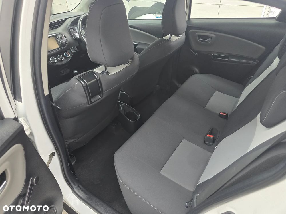Toyota Yaris 1.5 Comfort CVT - 20
