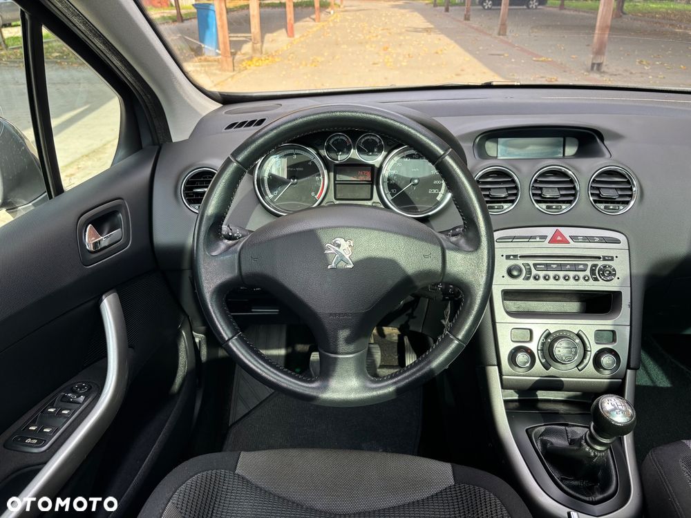 Peugeot 308 e-HDi FAP 110 Stop&Start Family - 26