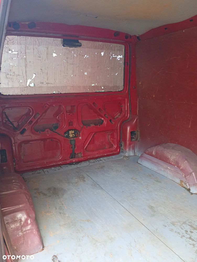 Volkswagen Transporter T4 1.9 TD 68 KM Blaszak Manual - 30