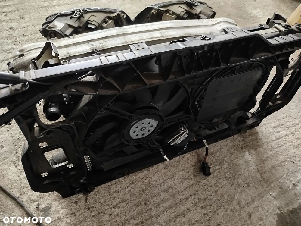 Audi A4 B8 1.8 T 2.0 TDI pas przedni - 3