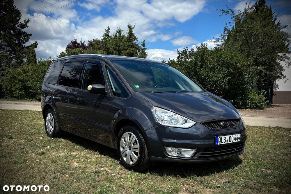 Ford Galaxy 2.0 TDCi DPF Titanium - 4