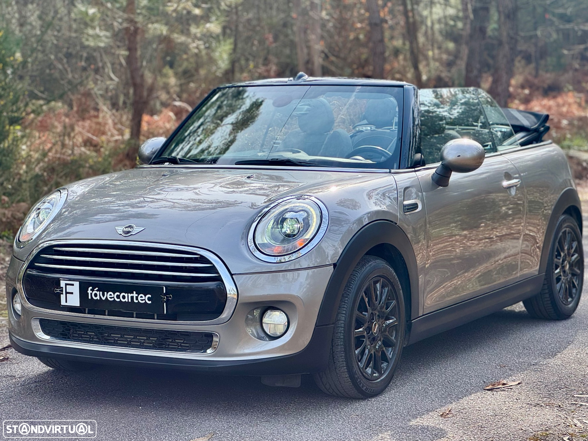 MINI Cabrio Cooper Aut. JCW - 19