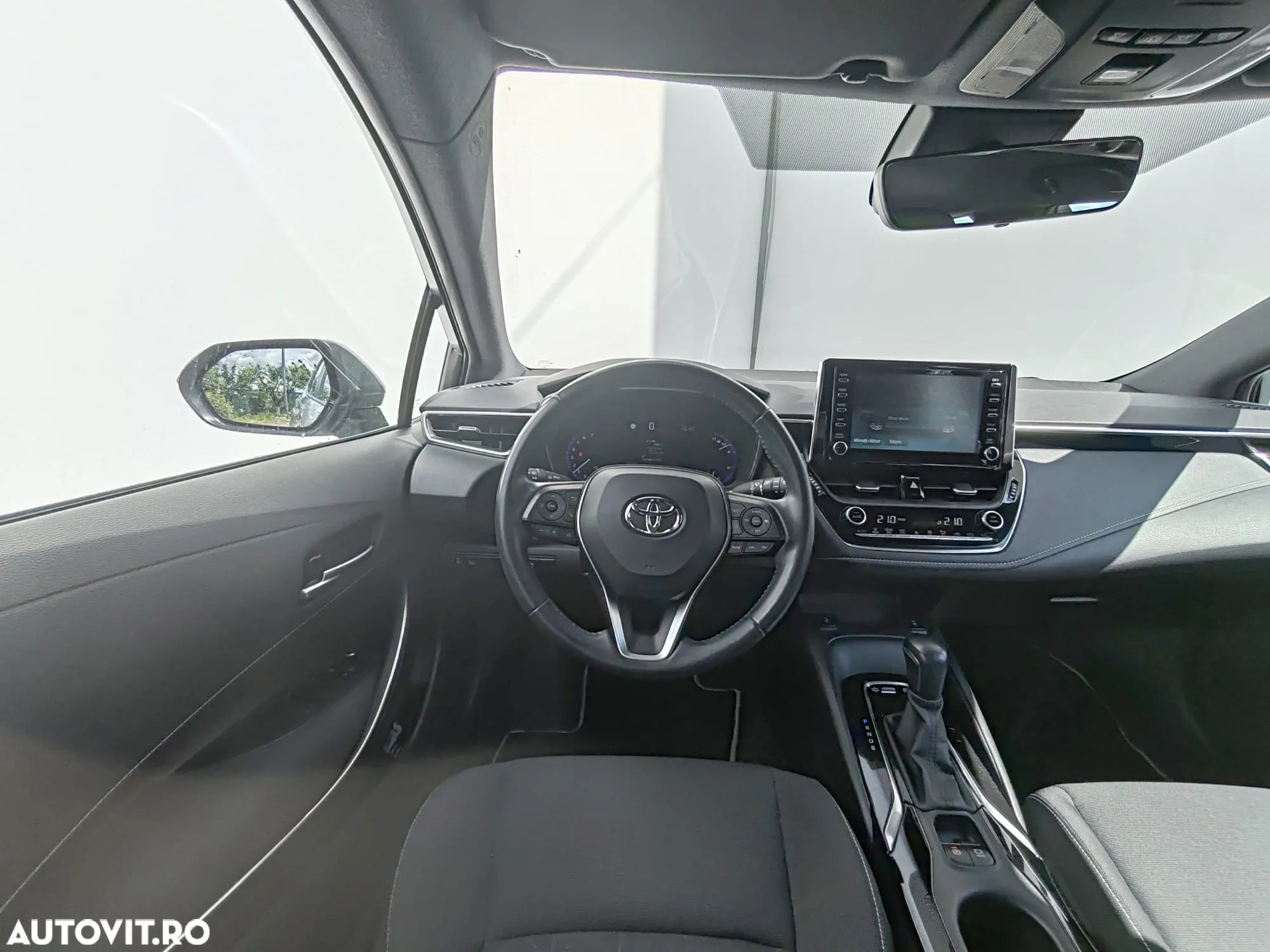 Toyota Corolla 1.8 HSD Dynamic - 9