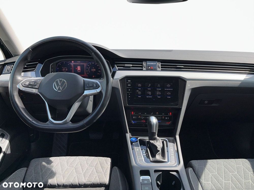 Volkswagen Passat Variant 2.0 TDI Business DSG - 17