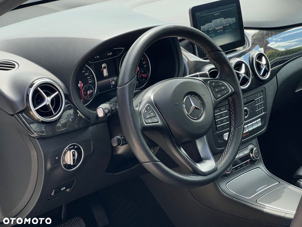 Mercedes-Benz Klasa B 250 4Matic 7G-DCT - 20