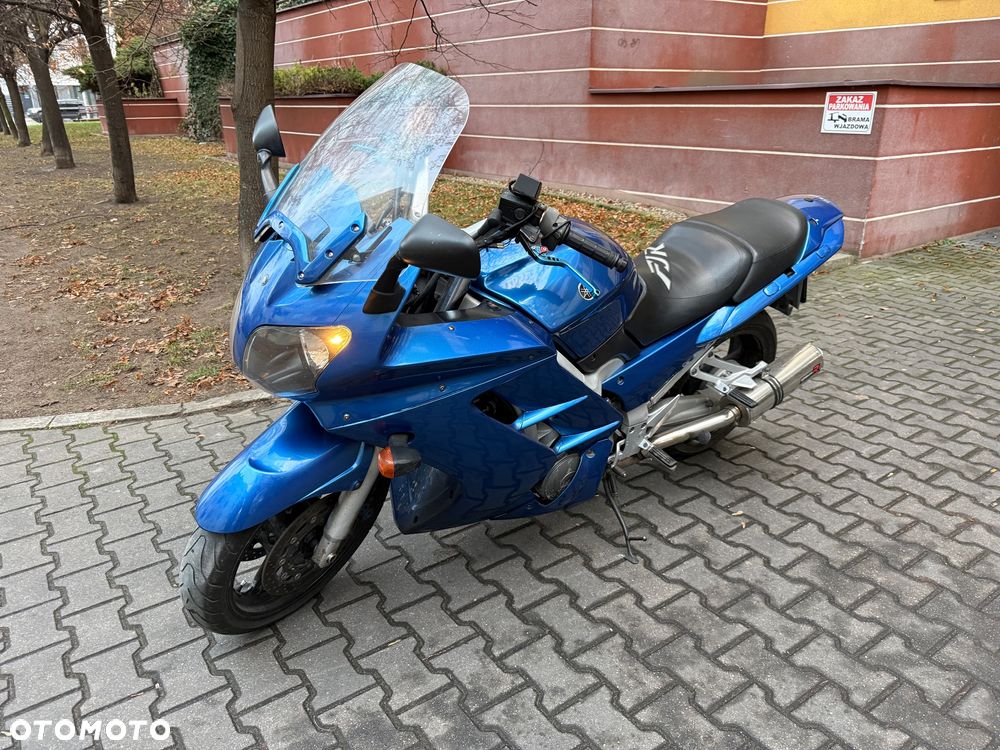 Yamaha FJR - 9