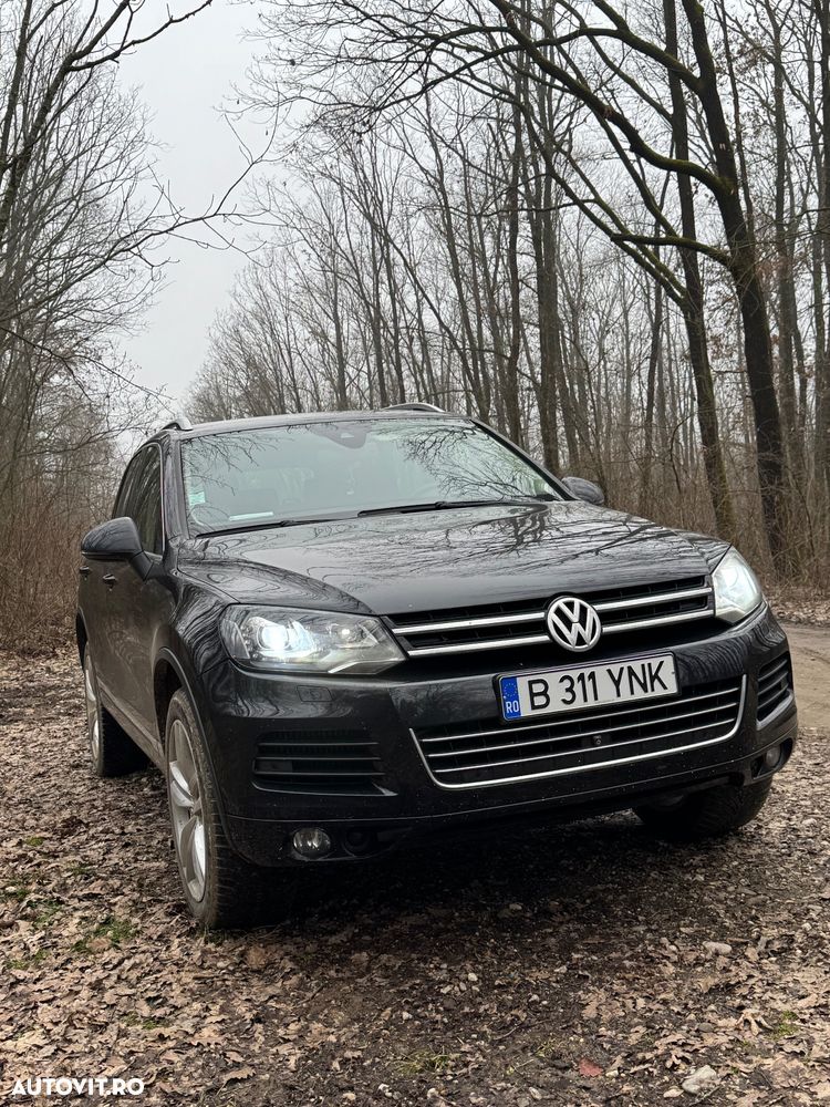 Volkswagen Touareg - 1
