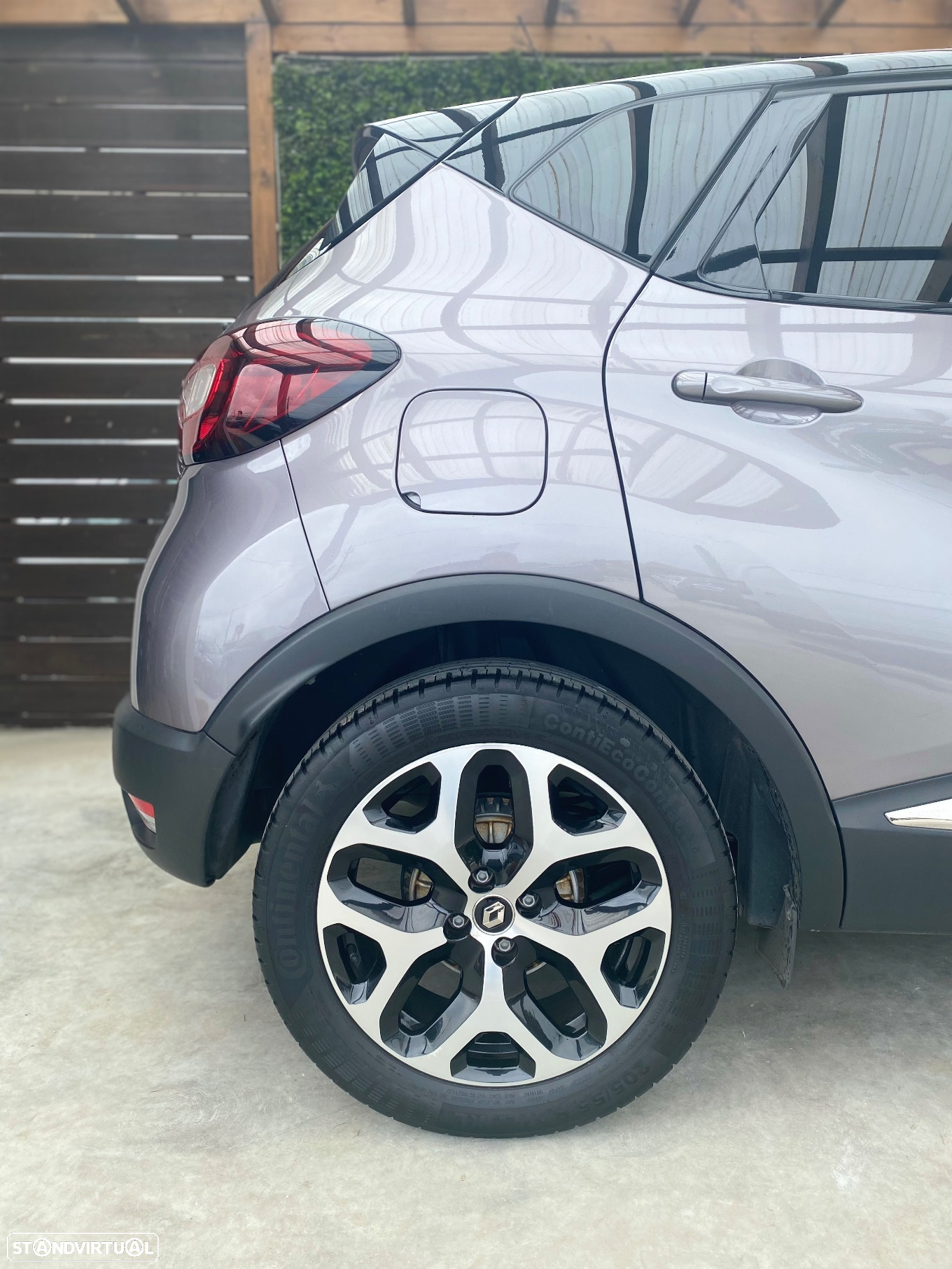 Renault Captur 1.0 TCe Exclusive - 10