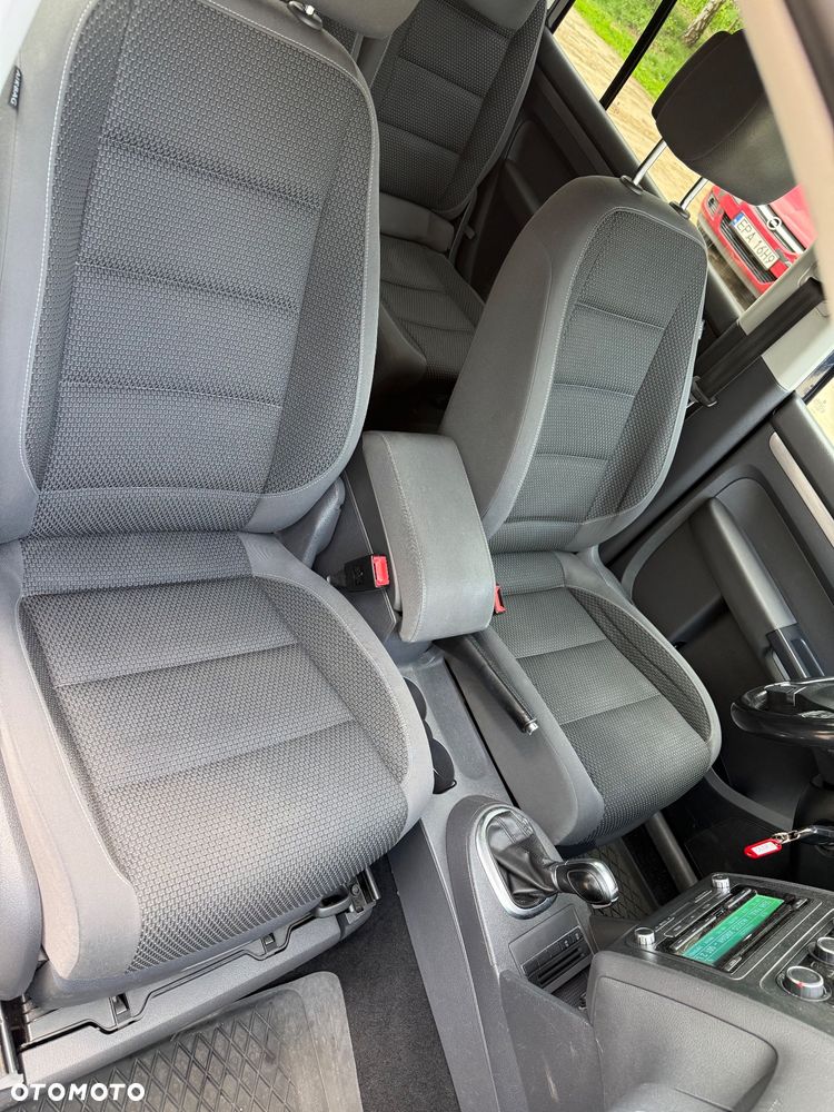 Volkswagen Touran 1.6 TDI DPF Comfortline DSG - 10