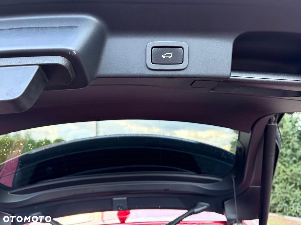 Jaguar F-Pace 20d AWD R-Sport - 8