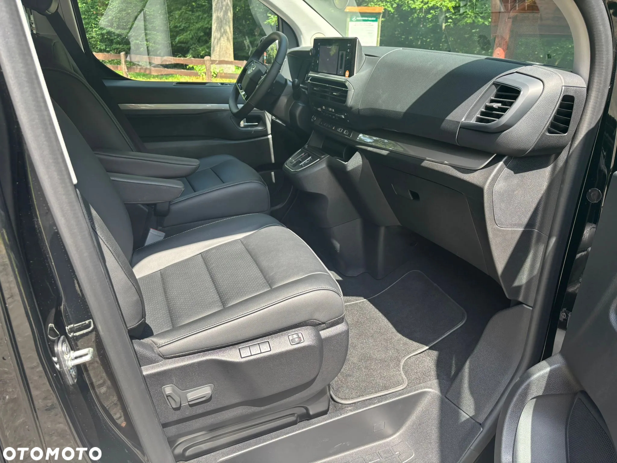 Opel Vivaro - 26