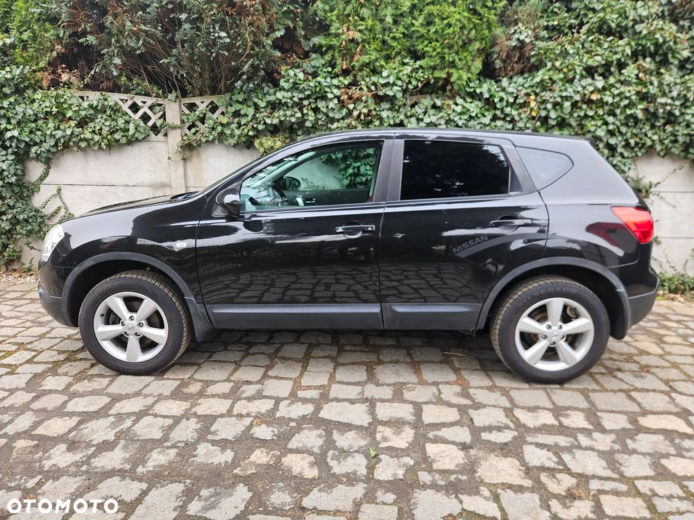 Nissan Qashqai - 2