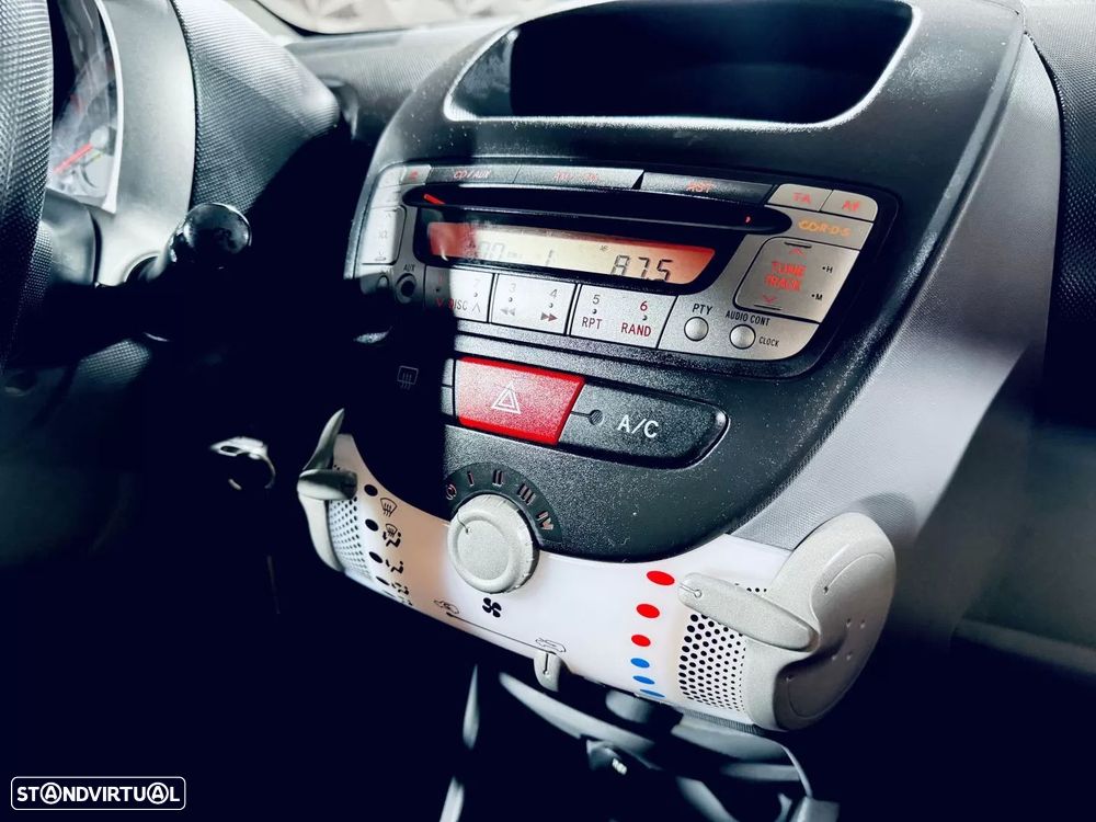 Toyota Aygo 1.0 Power Pack+AC - 21