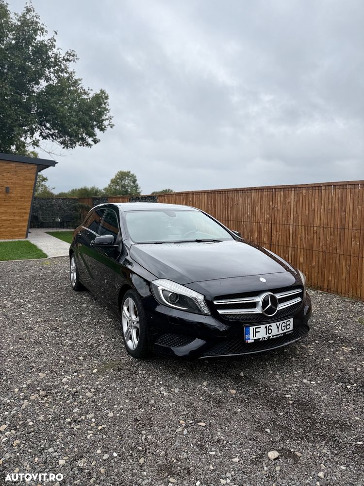 Mercedes-Benz A 180 7G-DCT - 10