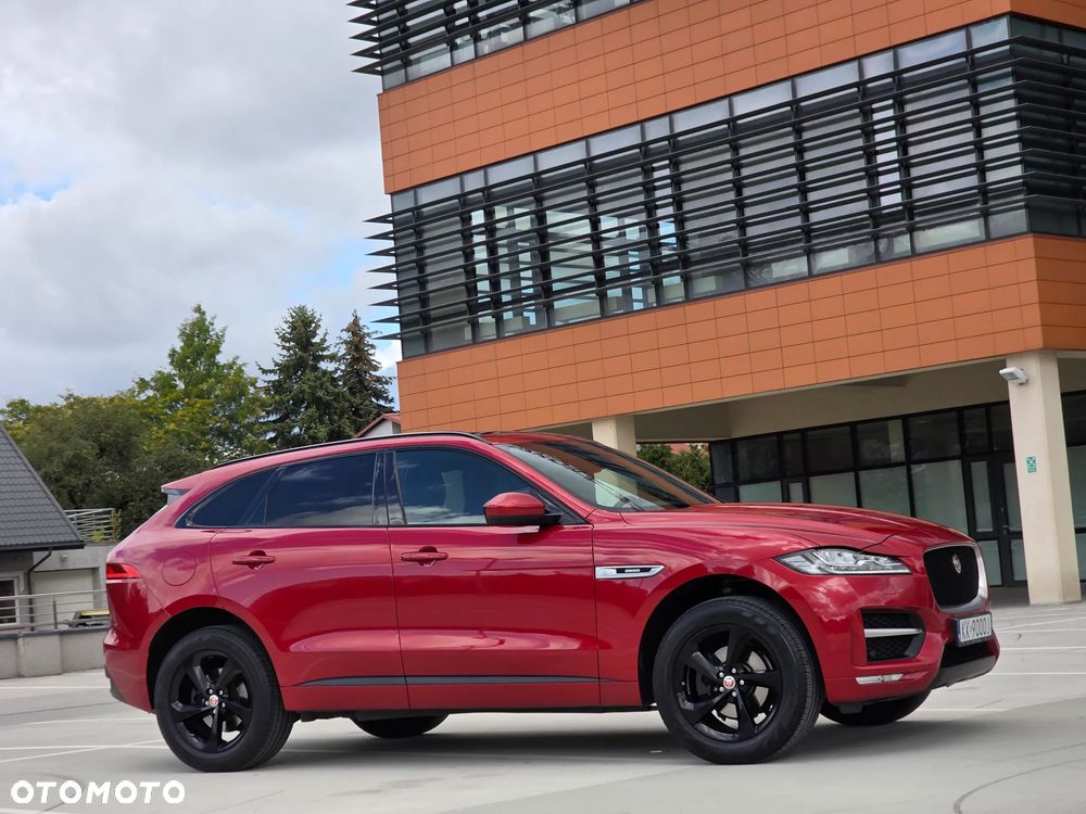 Jaguar F-Pace 2.0 i4D AWD R-Sport - 26