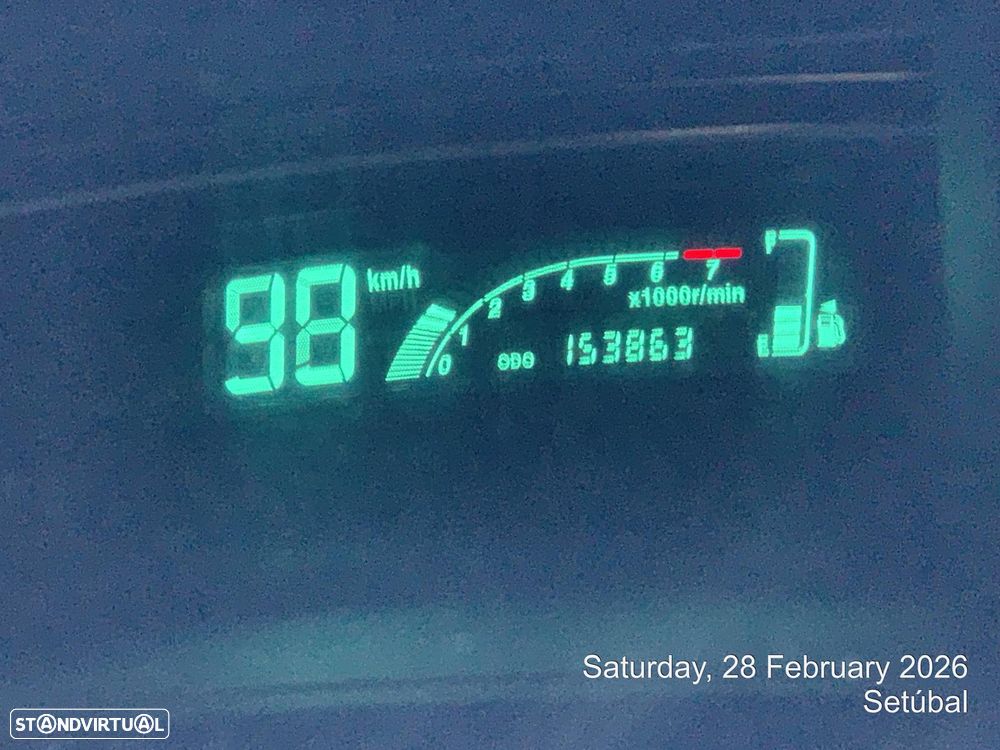 Toyota Yaris 1.0 Sol MMT TA - 4