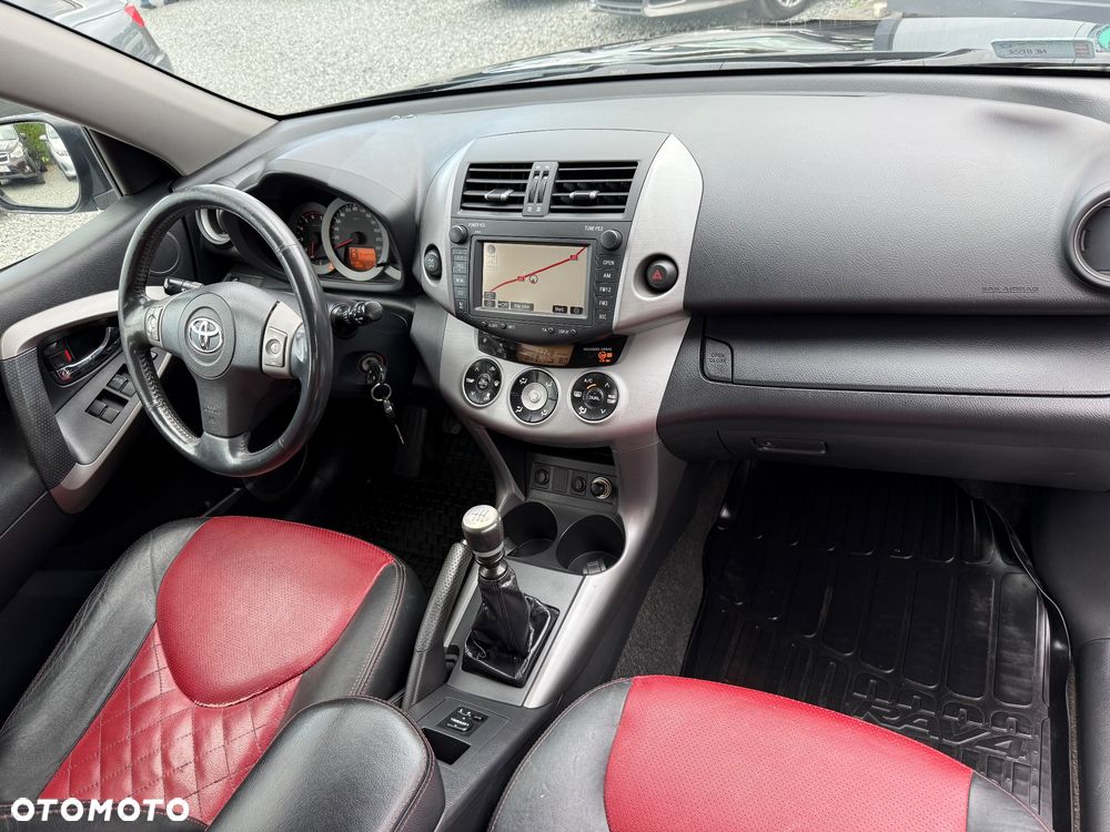 Toyota RAV4 2.2 D-4D 4x4 Team - 10