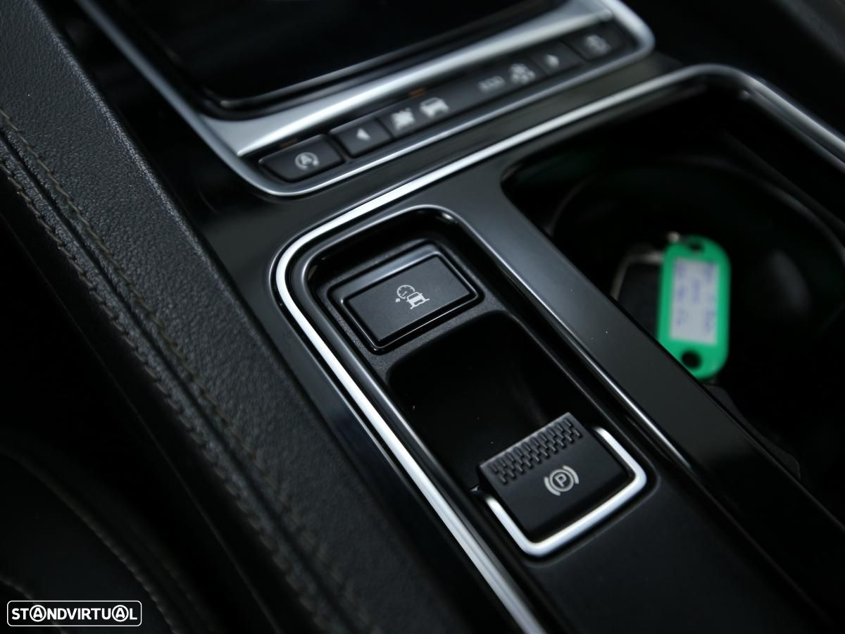Jaguar F-Pace - 21