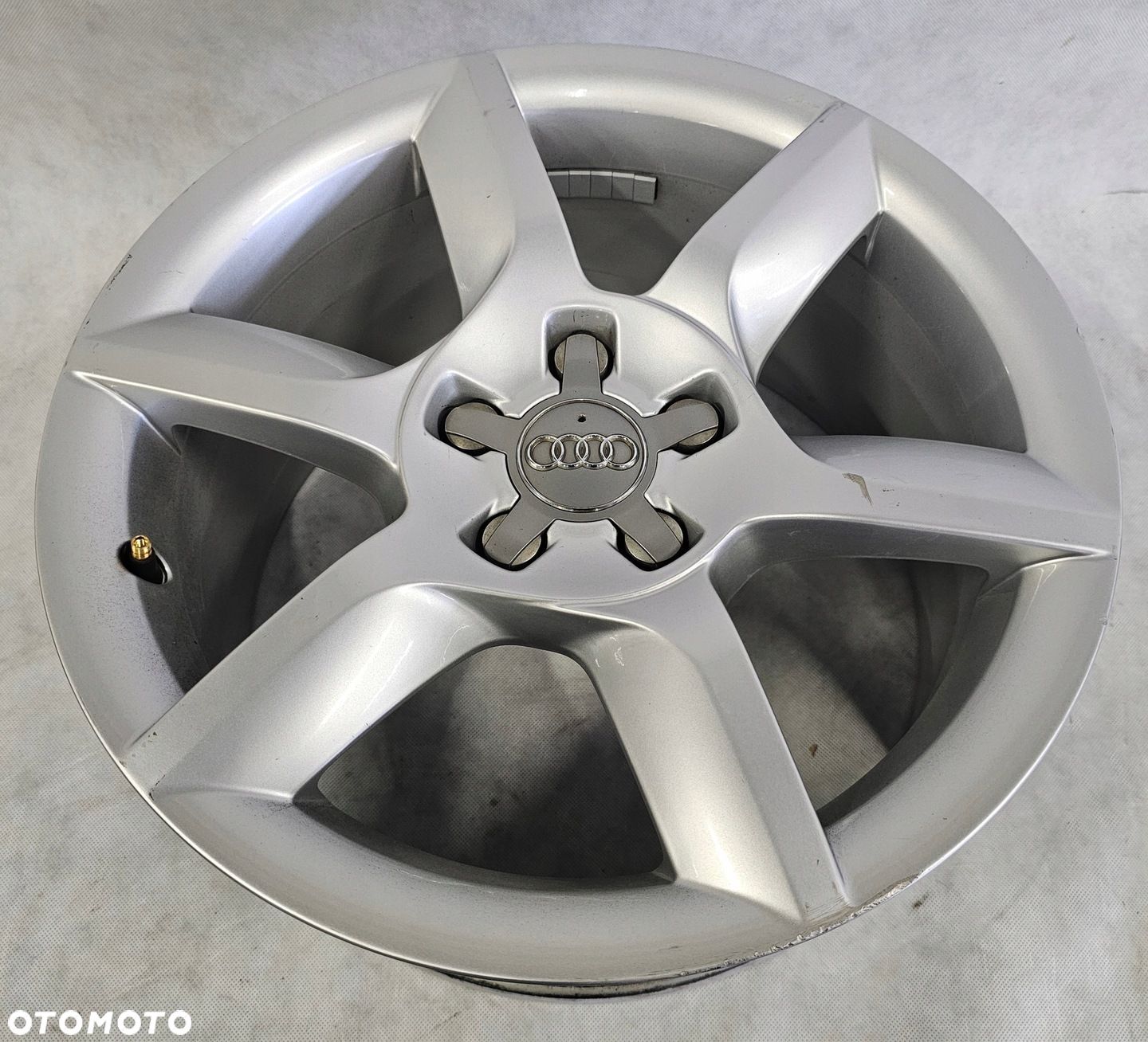 Felga Audi A5 8T0601025D 8x17 ET26 - 1