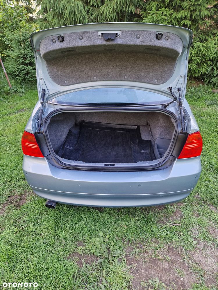 BMW Seria 3 320d DPF - 6