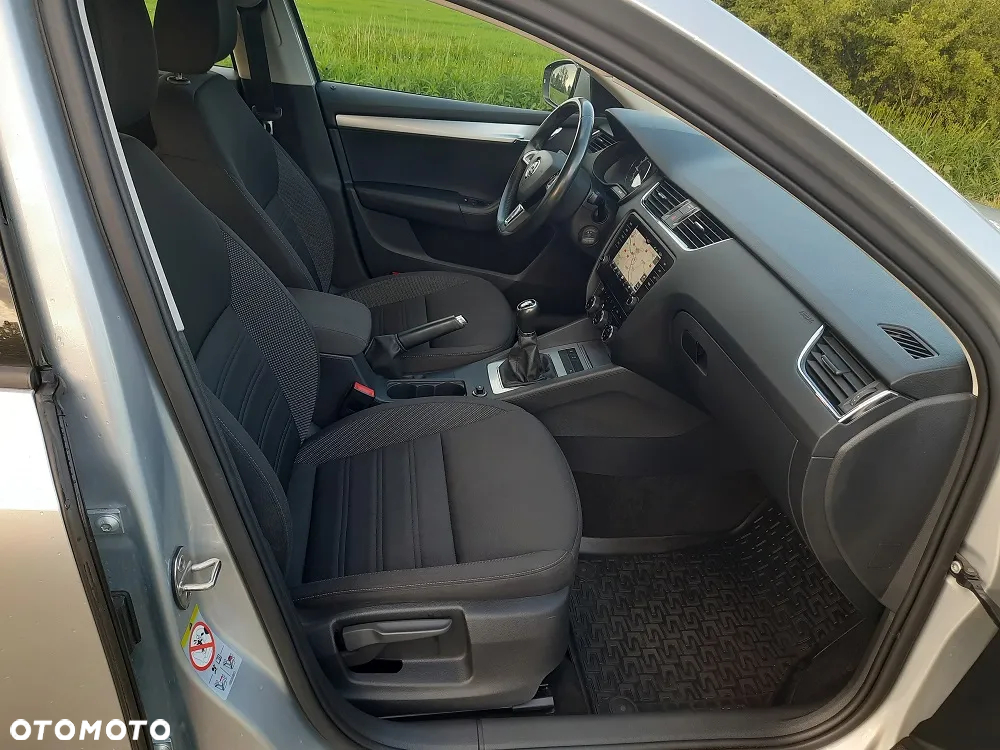 Skoda Octavia 1.6 TDI Ambition - 12