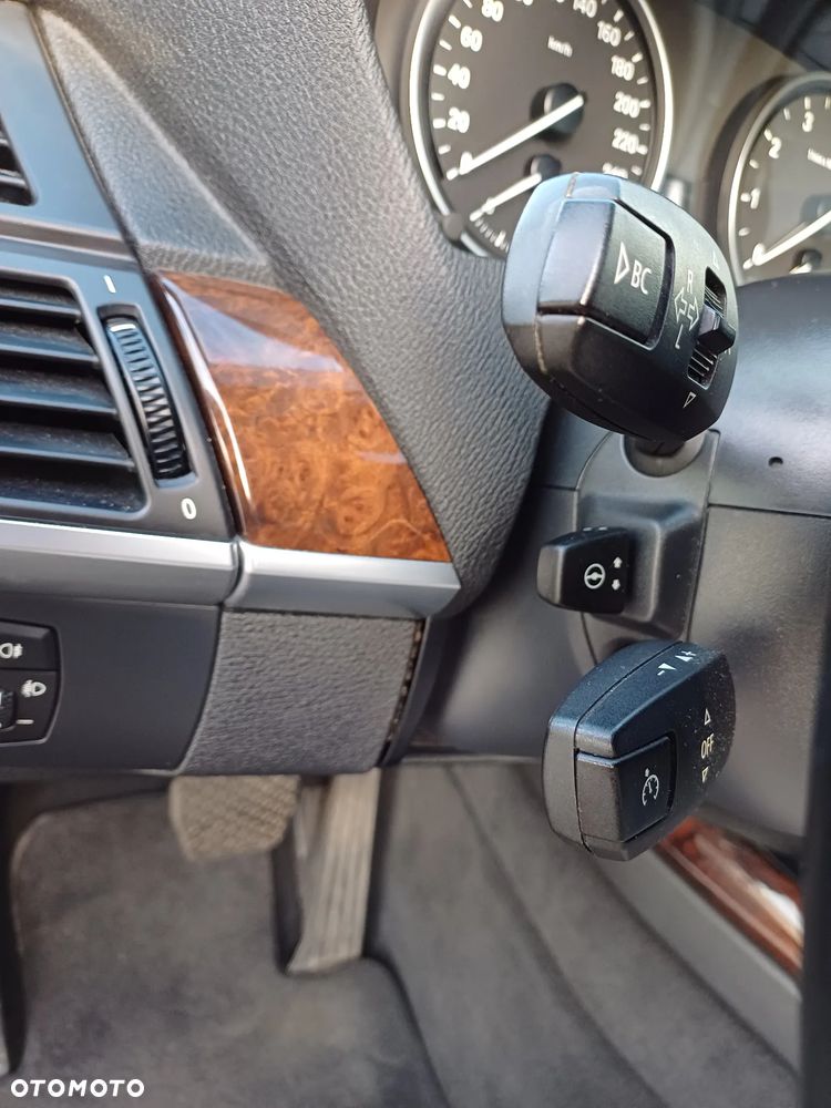 BMW X5 xDrive35i - 39